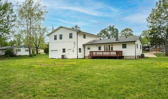 270 E Skyline Dr, Ballwin, MO 63011