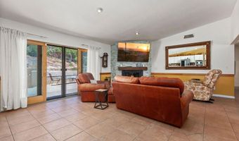 2605 Kauana Loa Dr, Escondido, CA 92029