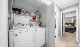 165 Holland St 18, Cranston, RI 02920