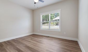 28 Fleetwood Dr, Bella Vista, AR 72714