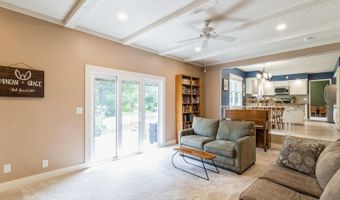2751 Cleveland Dr, Ames, IA 50010