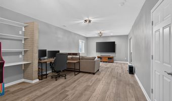 1617 12th St SE, Altoona, IA 50009