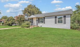 1217 E Cherry St, Altus, OK 73521