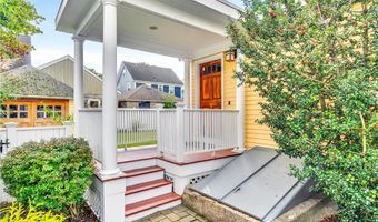 82 Sefton Dr, Cranston, RI 02905