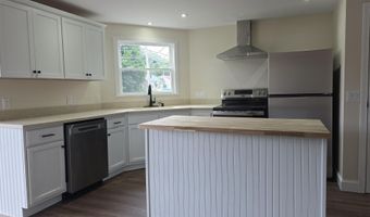 863 Minot Ave, Auburn, ME 04210