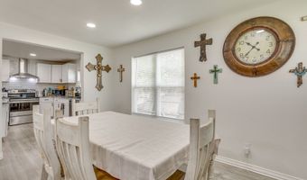 109 W Purdom Ave, Alvarado, TX 76009