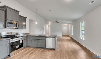 15394 Lapwing Cv, Athens, AL 35611