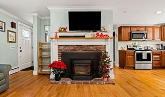 36 Mack Hill Rd, Amherst, NH 03031