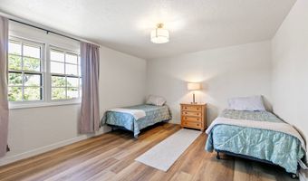 1114 LAKEWOOD Dr, Albany, OR 97321
