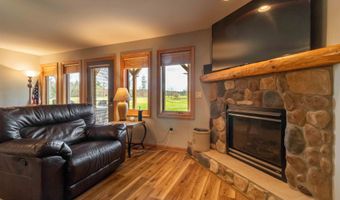 1824-2 Parkland Dr 0602, Arkdale, WI 54613