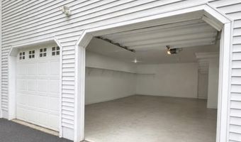 56 Gammon Ave, Auburn, ME 04210