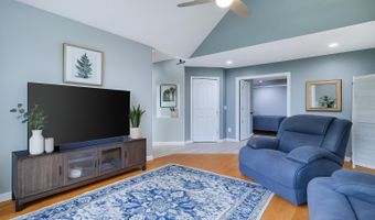 343 High Country Dr, Blakeslee, PA 18610