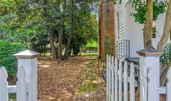 204 S Main St, Abbeville, SC 29620