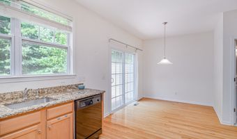15 Caldwell Ter, Danbury, CT 06810
