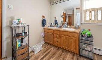 54207 New York 30, Roxbury, NY 12474