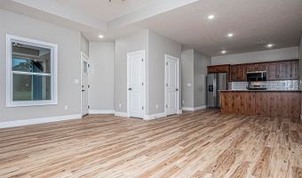 1800-1802 Broadfoot Dr, Abilene, KS 67410