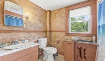 28 Davenport St, Augusta, ME 04330