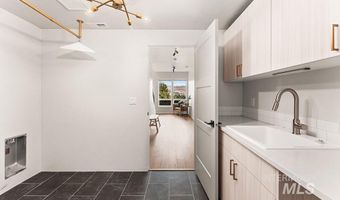 1296 E Echelon Ridge Ln, Boise, ID 83716