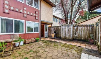 4545 Valley West Blvd, Arcata, CA 95521