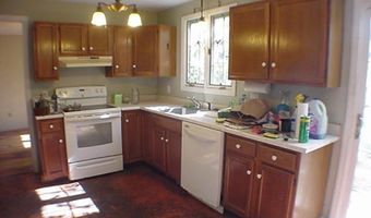 66 Newland Ave, Bellingham, MA 02019