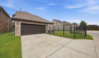 911 Midland Dr, Allen, TX 75013