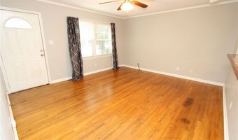 819 James St, Apex, NC 27502