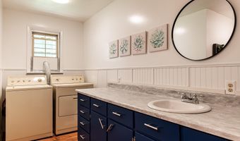 1856 LOST MOUNTAIN Rd, Aroda, VA 22709