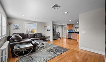 21 Delway Rd, East Providence, RI 02914
