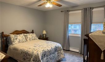 2212 Phenix Ave, Cranston, RI 02921