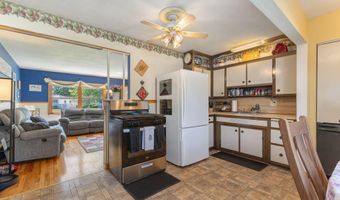 10 Tanglewood Rd, Albany, NY 12205