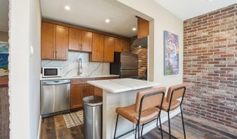 4390 LORCOM Ln #402, Arlington, VA 22207