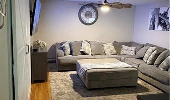 380 Sunset Ave 12, North Providence, RI 02904