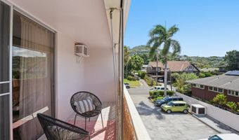 1419 Dominis St 203, Honolulu, HI 96822