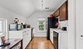 120 E PACIFIC St, Appleton, WI 54911