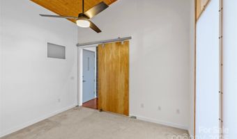 2116 Mcclintock Rd 232, Charlotte, NC 28205