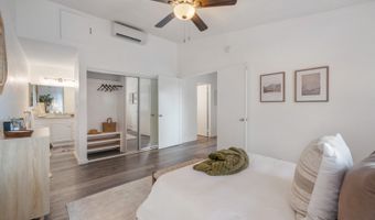 594 Mananai Pl 21T, Honolulu, HI 96818