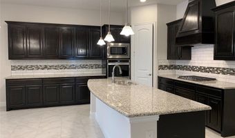 822 Susan St, Anna, TX 75409