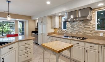 5205 Sandy Cactus Ln, Las Vegas, NV 89149