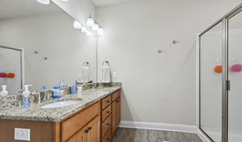 5361 Overland Dr, Biloxi, MS 39532