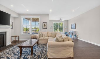 8106 ZOE Pl, Alexandria, VA 22306