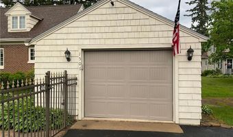 1506 4th St SE, Austin, MN 55912