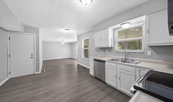 2392 Minerva Park Pl, Columbus, OH 43229