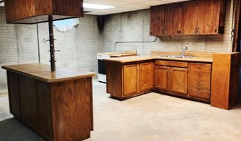 1697 685Th Ave, Albia, IA 52531