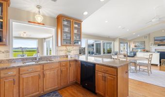 10 S SHORE Dr, Bethany Beach, DE 19930