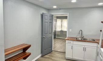 102 W Avenue A, Atmore, AL 36502