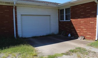 402 Robinson St, Bay, AR 72411