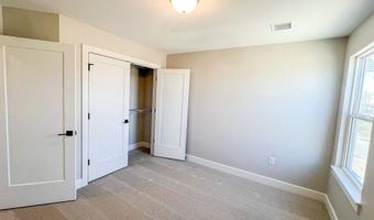 141 S Shay Rd, Andover, KS 67002