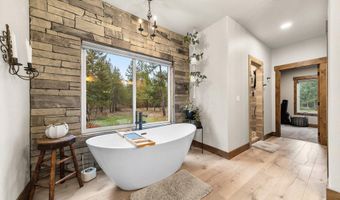 29131 N Hindman St, Athol, ID 83801