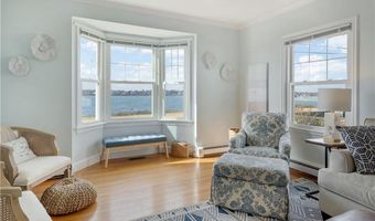 112 Esplanade, Middletown, RI 02842