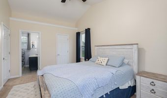 946 Willow Creek Dr, Alexandria, KY 41001
